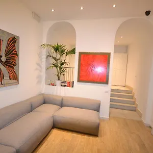 3* בית הארחה Casa Dane'